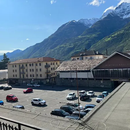 Cozy Home: Nel Cuore Di Apartment Aosta