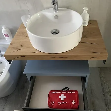 Cozy Home: Nel Cuore Di Apartamento Aosta